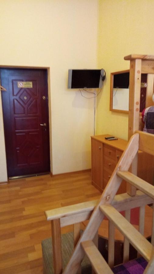 Vishnya Hostel Dnipro Dış mekan fotoğraf