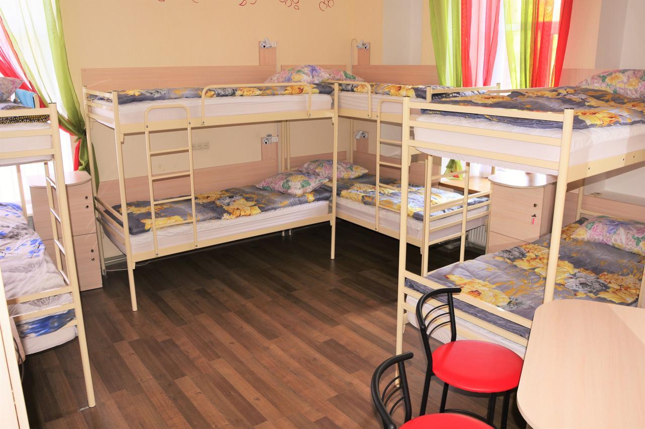 Vishnya Hostel Dnipro Dış mekan fotoğraf