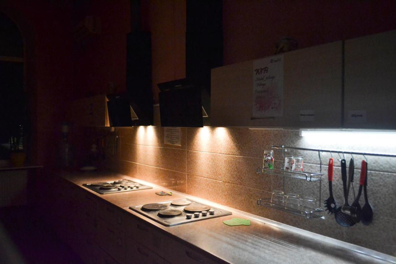 Vishnya Hostel Dnipro Dış mekan fotoğraf
