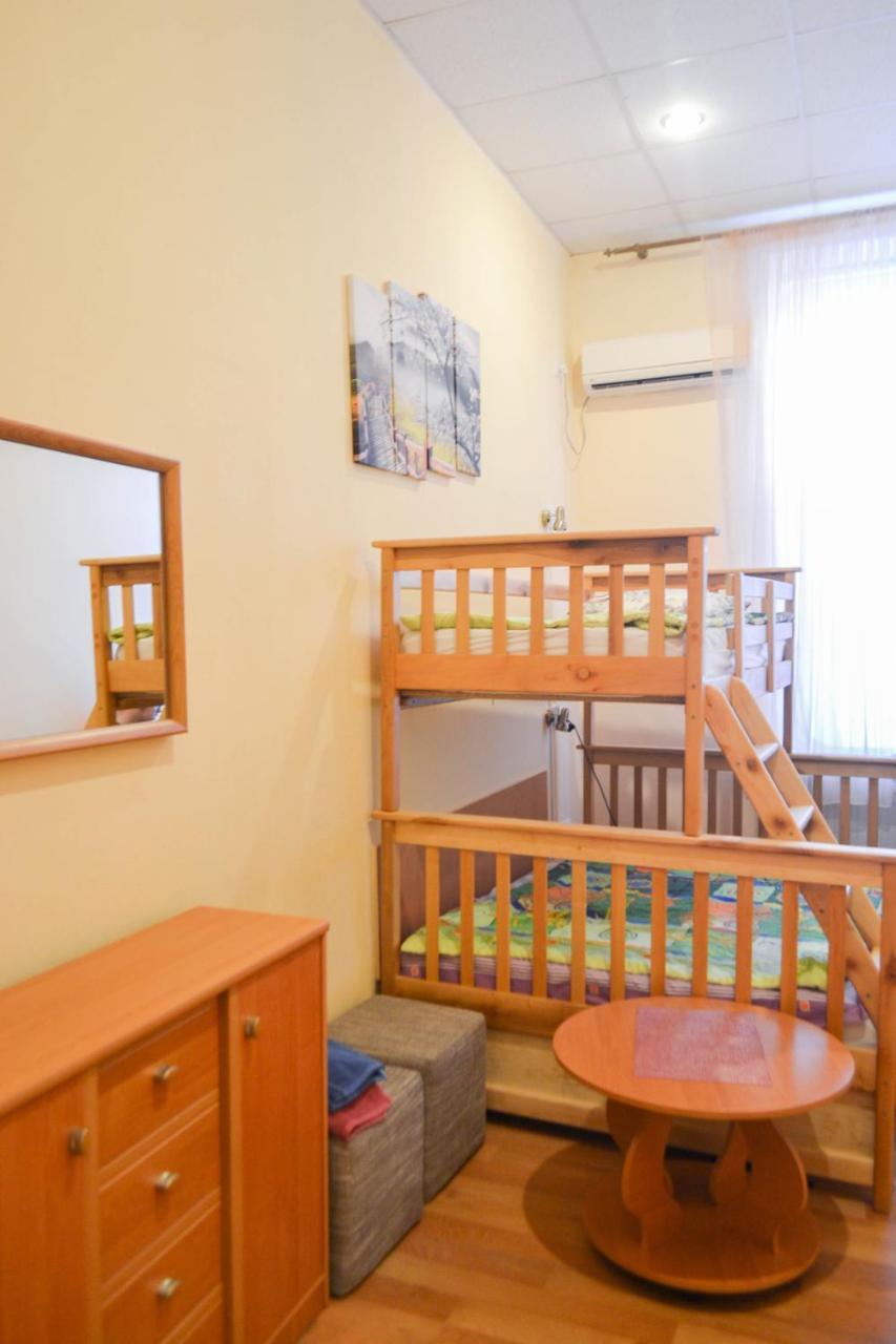 Vishnya Hostel Dnipro Dış mekan fotoğraf